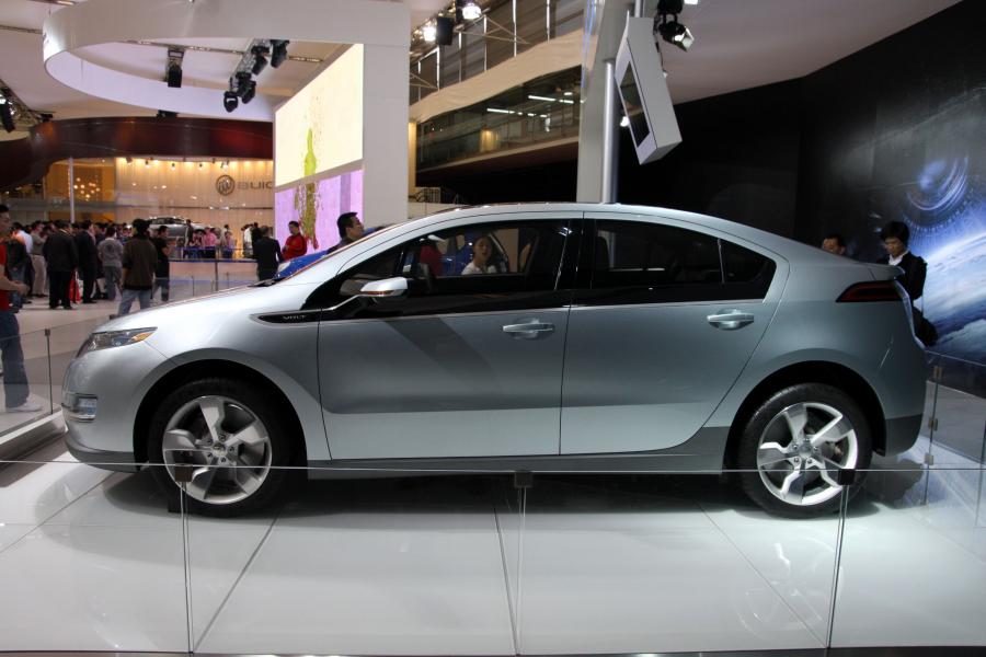  Chevrolet Volt 2011 года  (фото 180 из 356)